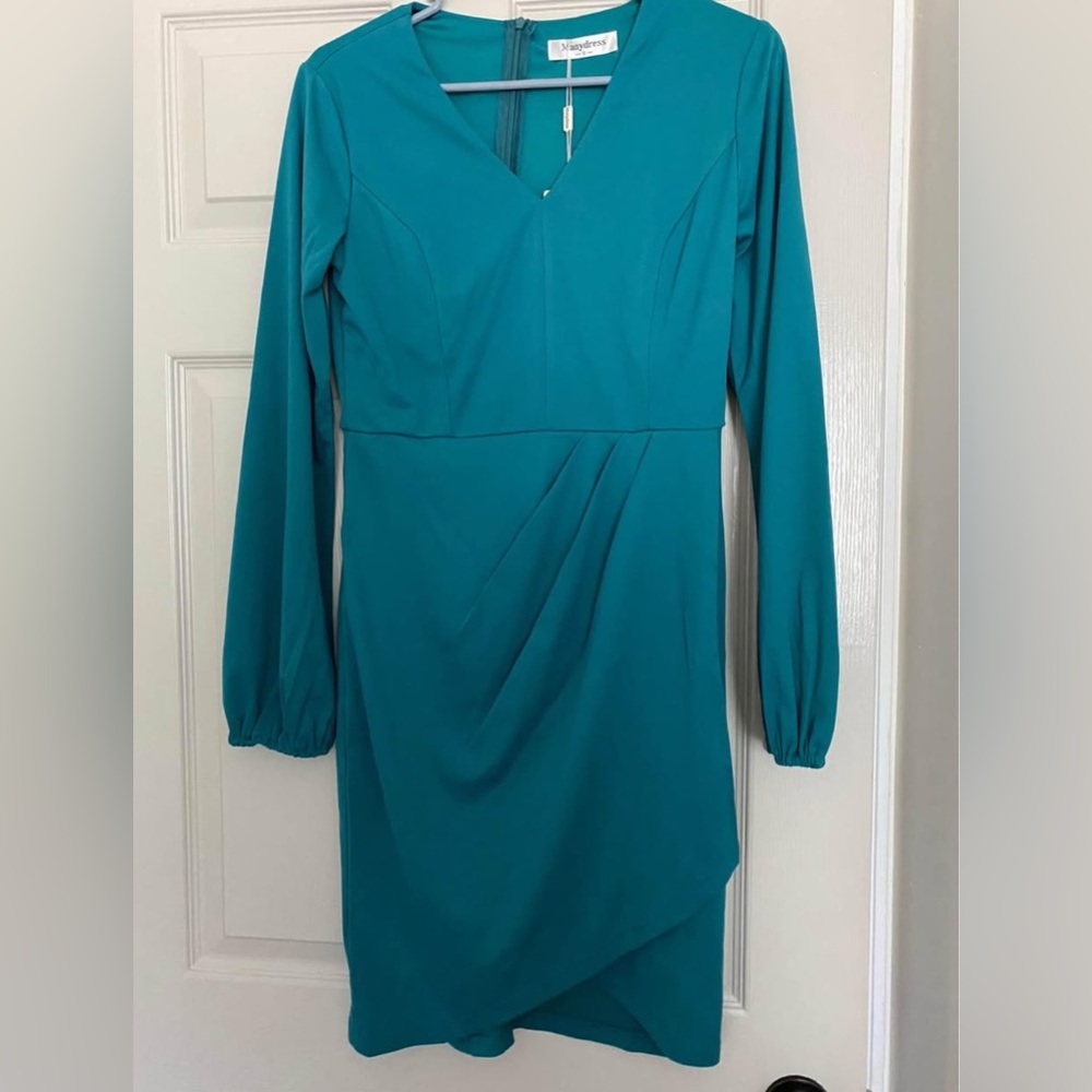 NWT Elegant Teal Long Sleeve Dress Size Small